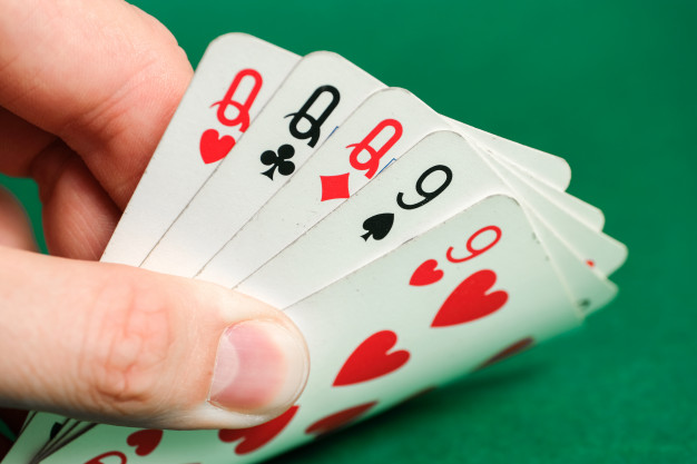 This Trivia Quiz Is Not THAT Hard, But Can You Pass It? Hand Holds Combination Poker Full House Green 102583 287