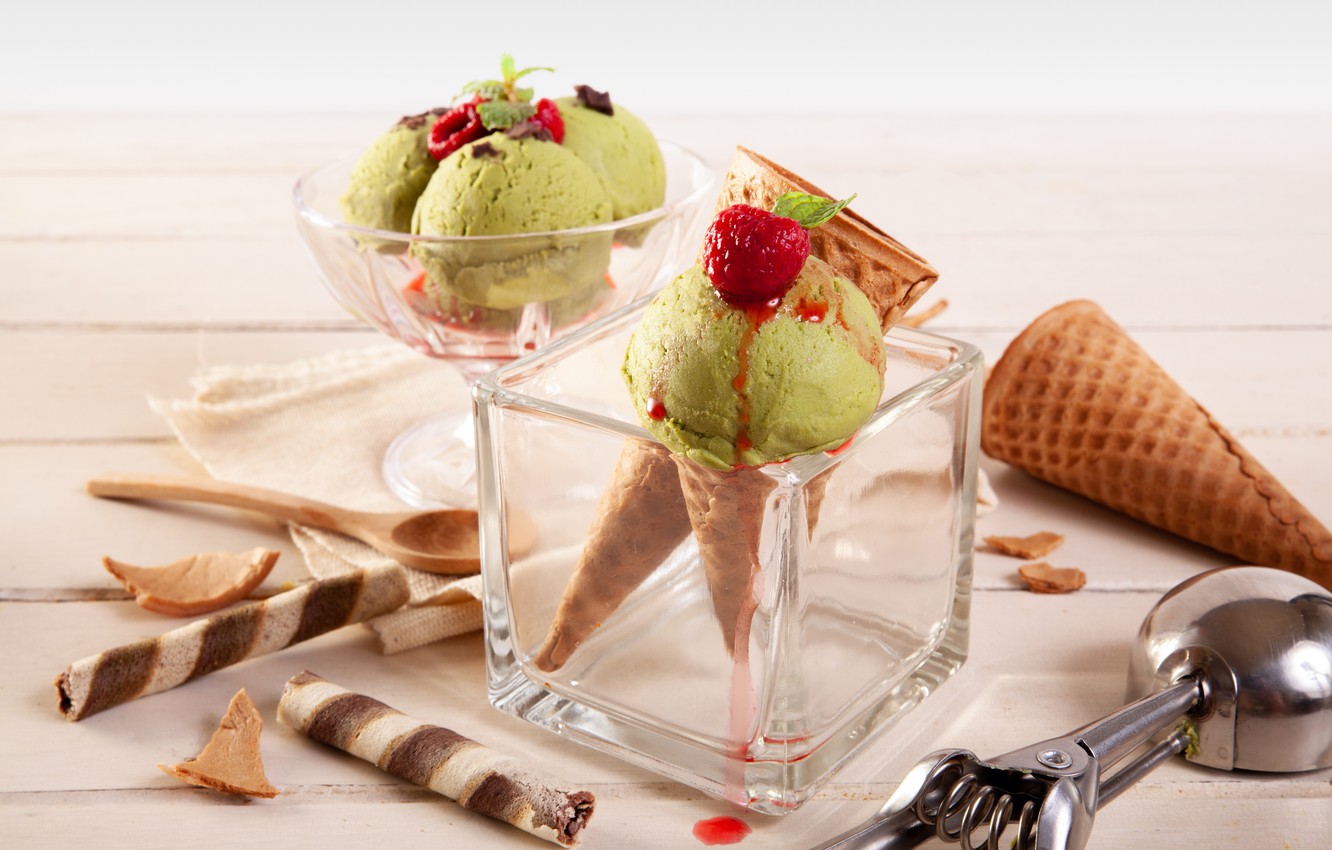 🍨 Can We Guess the Decade of Life You’re in Based on the Ice Cream You’ve Tried? Matcha Green Tea Ice Cream