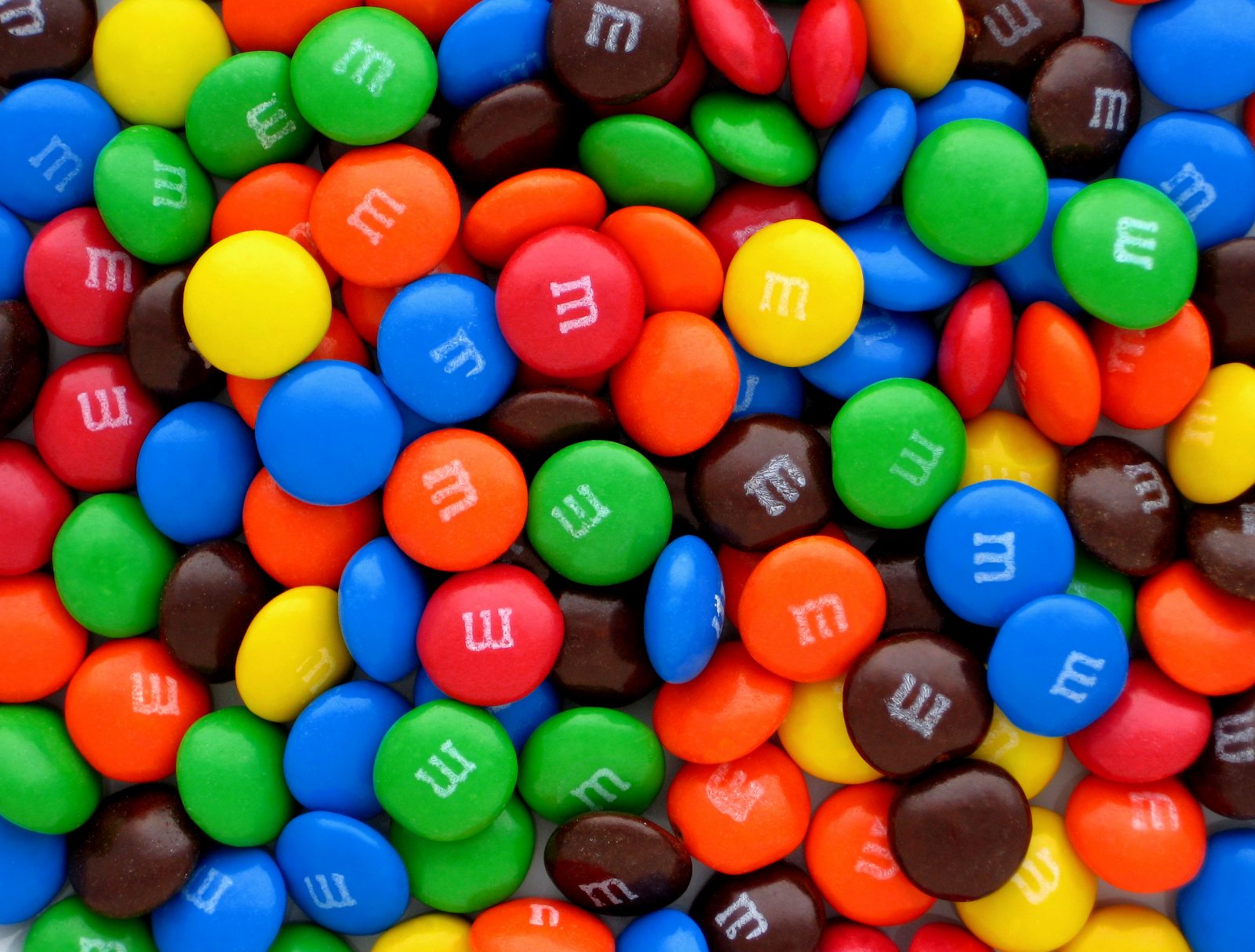 If You Get 11/15 on This Random Knowledge Quiz, You Have Infinite Wisdom Plain M&ms Pile