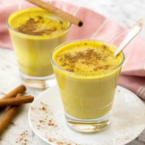 Enjoy Rainbow Breakfast & I'll Guess Age Food Quiz Turmeric latte