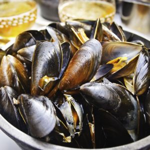🍴 Design a Menu for Your New Restaurant to Find Out What You Should Have for Dinner Mussels