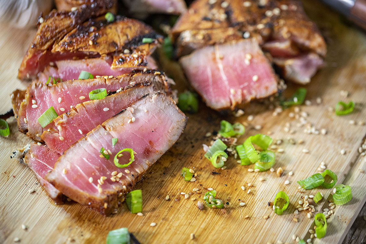 Seared tuna steak