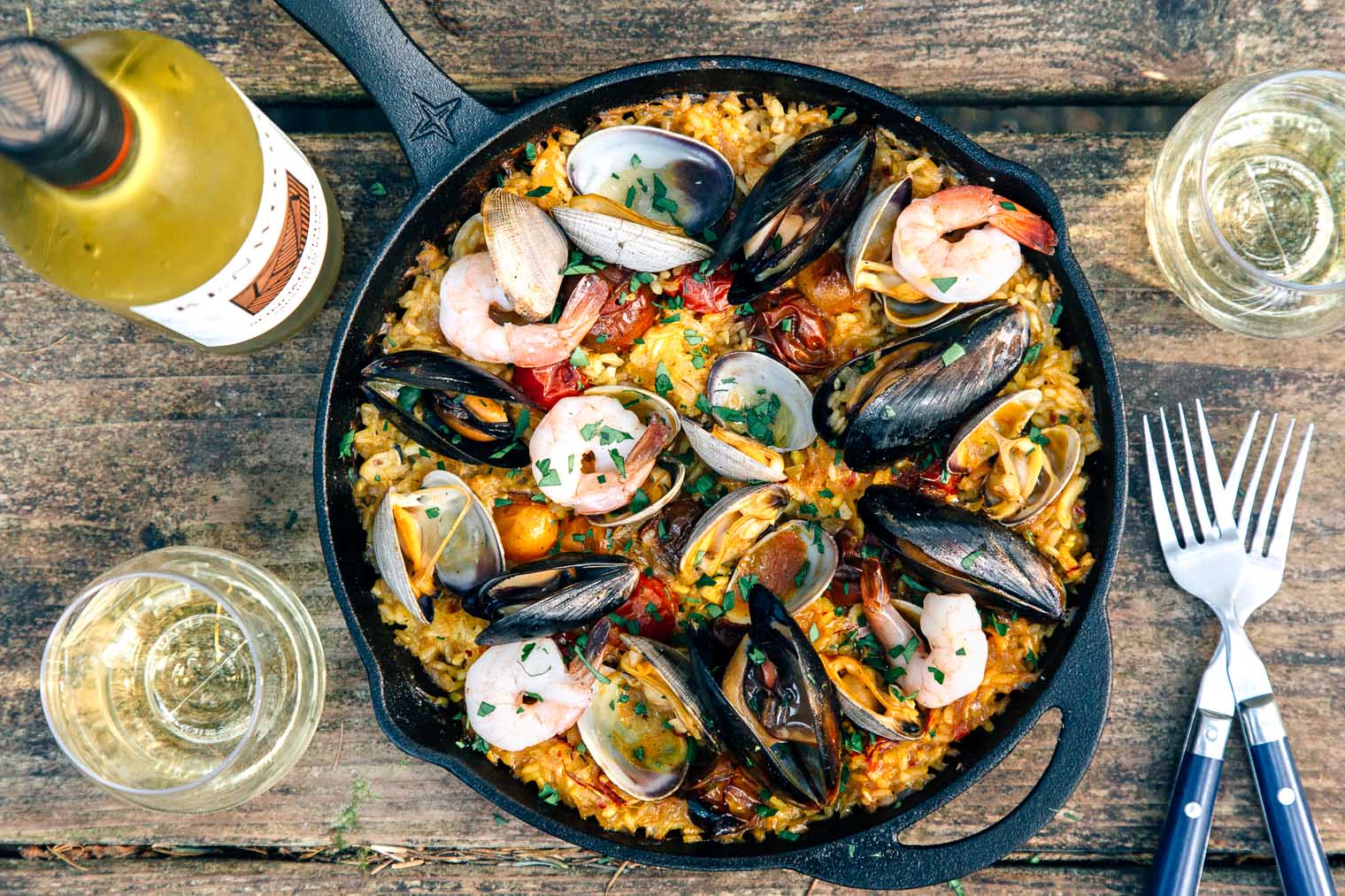 🌮 Most People Can’t Match 16/24 of These Foods to Their Country on a Map – Can You? Seafood Paella