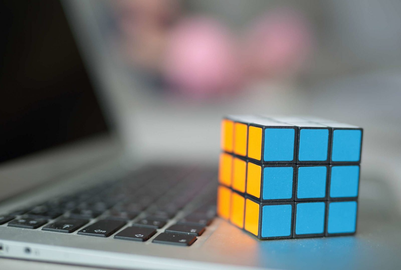 So You Think You’re Great at General Knowledge, Eh? Prove It With This Quiz Rubik's Cube