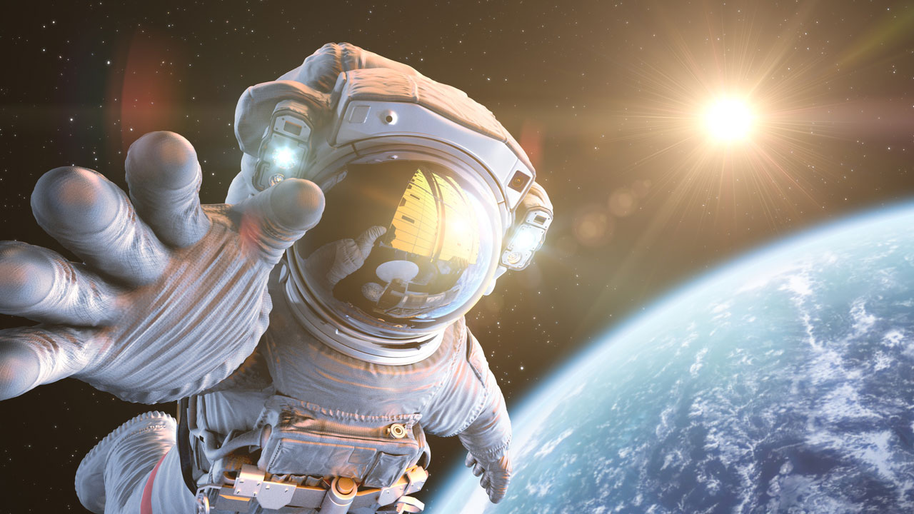 Is Your Brain Big Enough to Pass This General Knowledge Quiz? Astronaut In Space 2