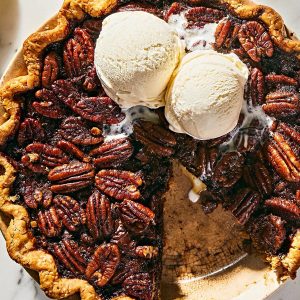 Do You Actually Prefer American or French Desserts? Pecan pie