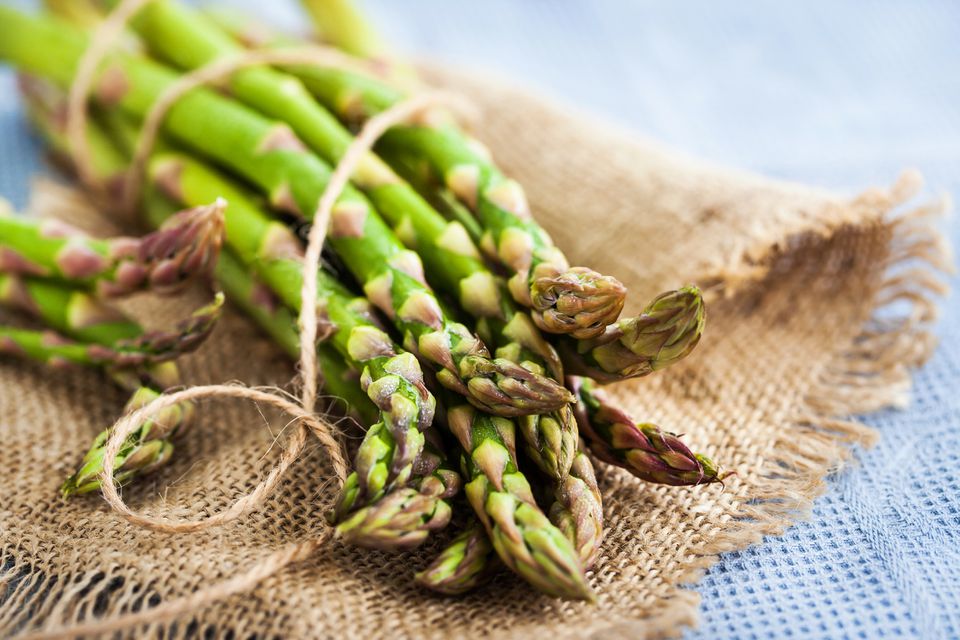 🍆 If You’ll Eat at Least 18/25 of These Vegetables, Then You’re Not a Picky Eater Asparagus