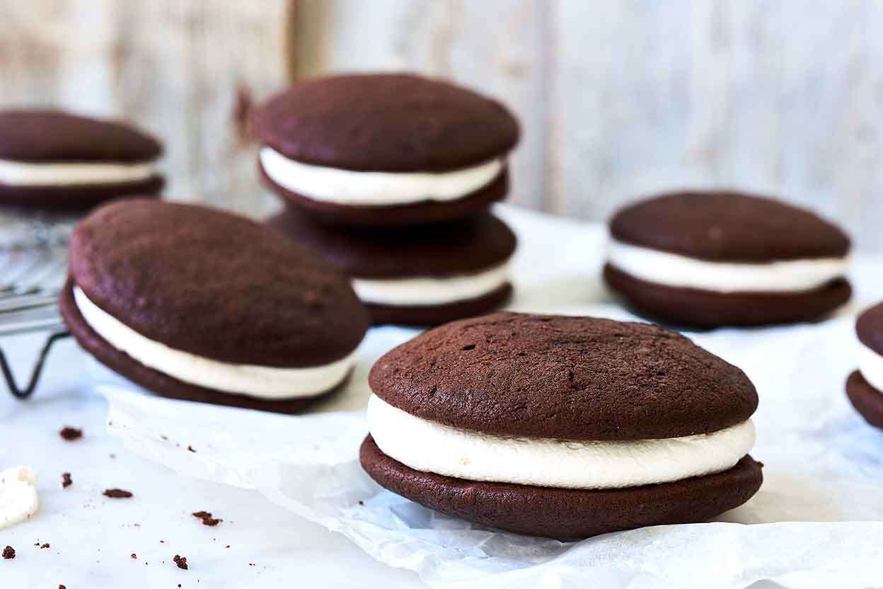 🥐 Here Are 24 Baked Treats from Around the World – Can You Find Them on the Map? Chocolate Whoopie Pies