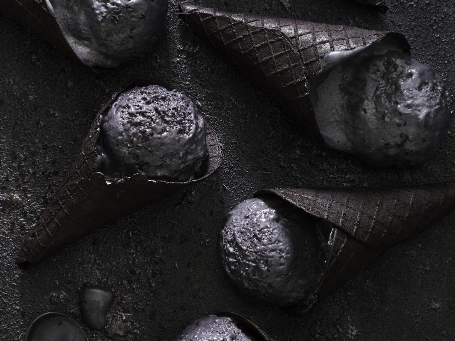 🍆 Vote “Yay” Or “Nay” On These Polarizing Foods, And We’ll Reveal a Truth About You Black Sesame Ice Cream in black Waffle Cones