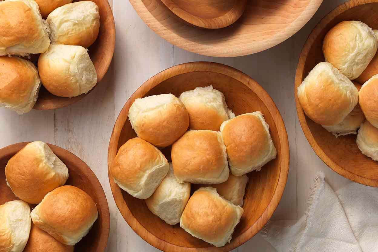 Sorry, But You’re a Picky Eater If You’ve Eaten 17/22 of These Foods Plain Rolls