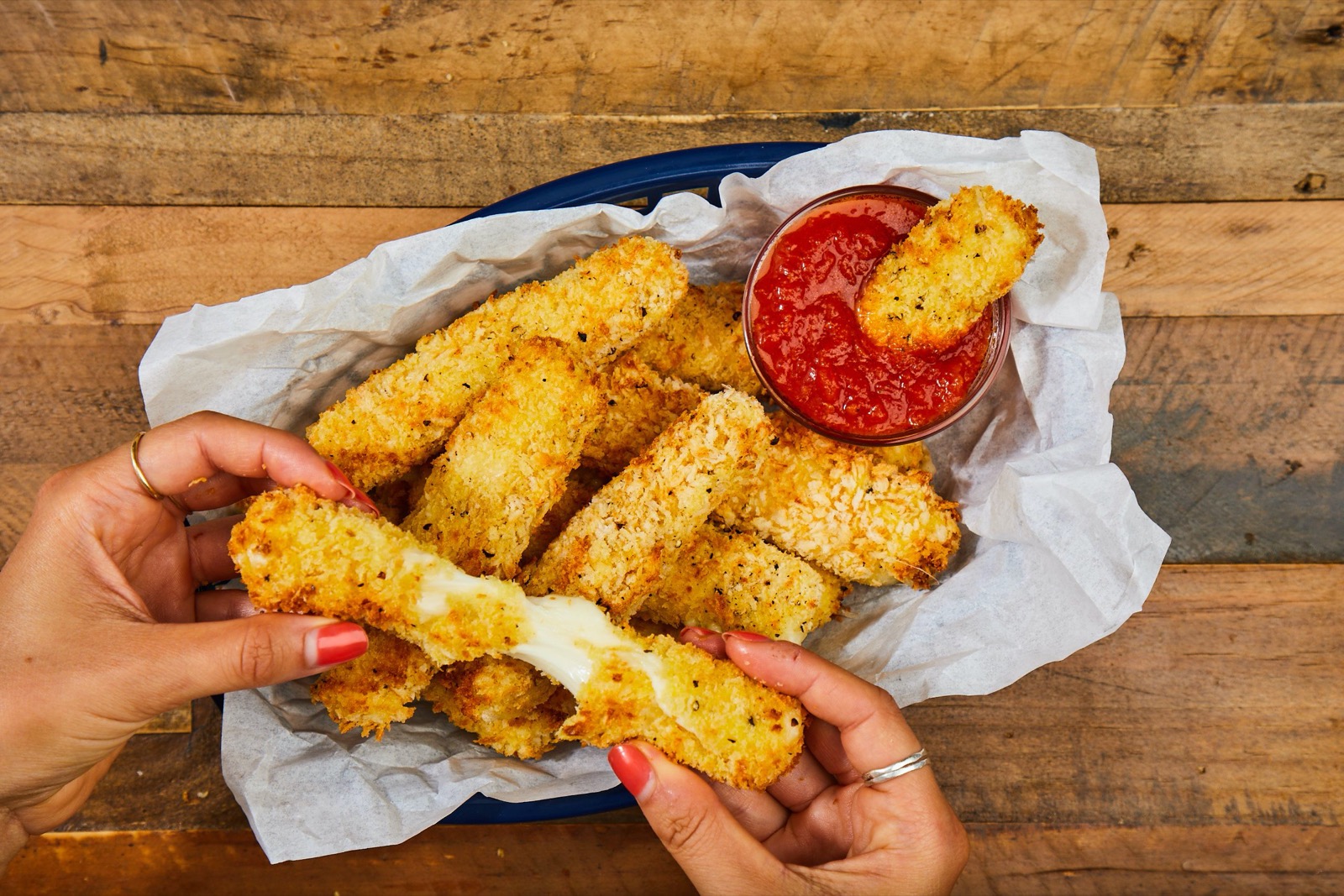 🍟 How You Feel About These 25 Fried Foods Will Reveal the Age of Your Taste Buds Mozzarella Cheese Sticks