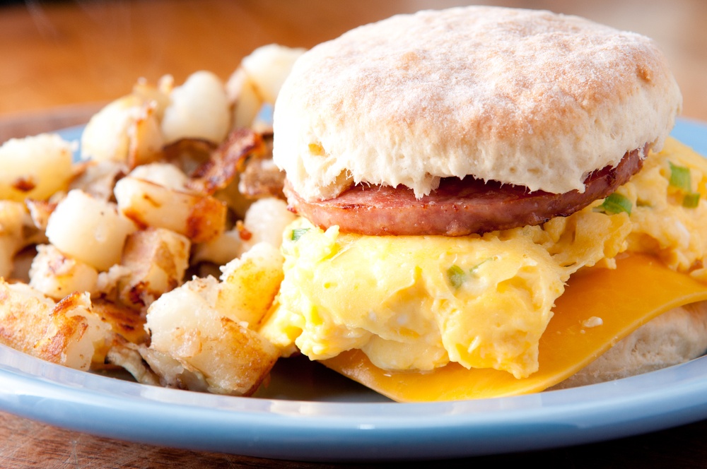 🧇 Only People That REALLY Love Breakfast Will Have Eaten 25/30 of These Foods Sausage and egg sandwich