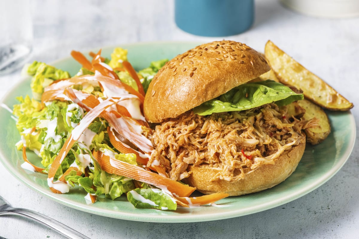 🍗 You’re Only a True Chicken Lover If You’ve Eaten at Least 21/30 of These Foods Pulled Chicken Burger