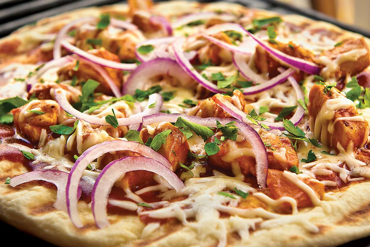 🍗 You’re Only a True Chicken Lover If You’ve Eaten at Least 21/30 of These Foods barbecue chicken pizza
