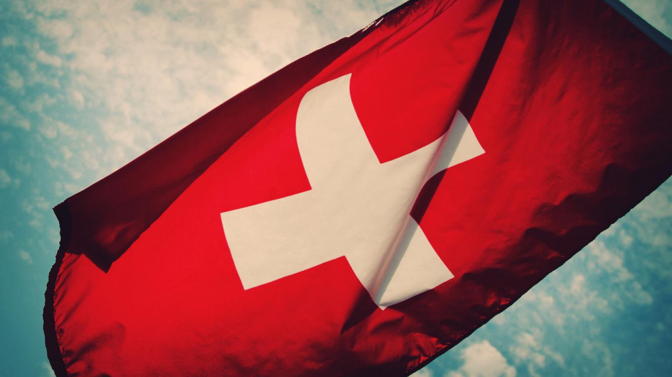 80% Of People Can’t Get 12/18 on This General Knowledge Quiz (feat. Charlie Chaplin) — Can You? Switzerland Flag
