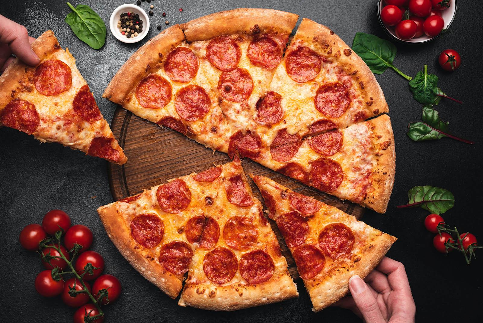 🍕 If You’ll Eat at Least 15 of These Foods on Pizza, You’re an Adventurous Eater Pepperoni Pizza