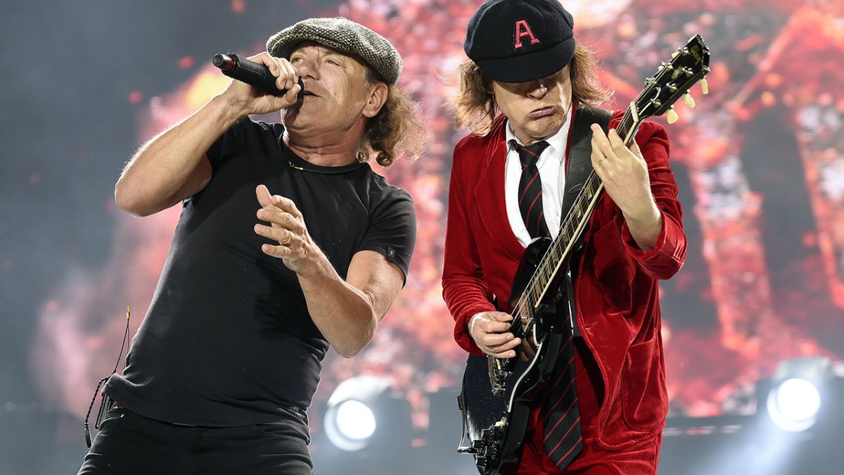 Every Answer to This Quiz Is Either Heaven 💫 or Hell 🔥 – Can You Make the Right Choices? AC/DC