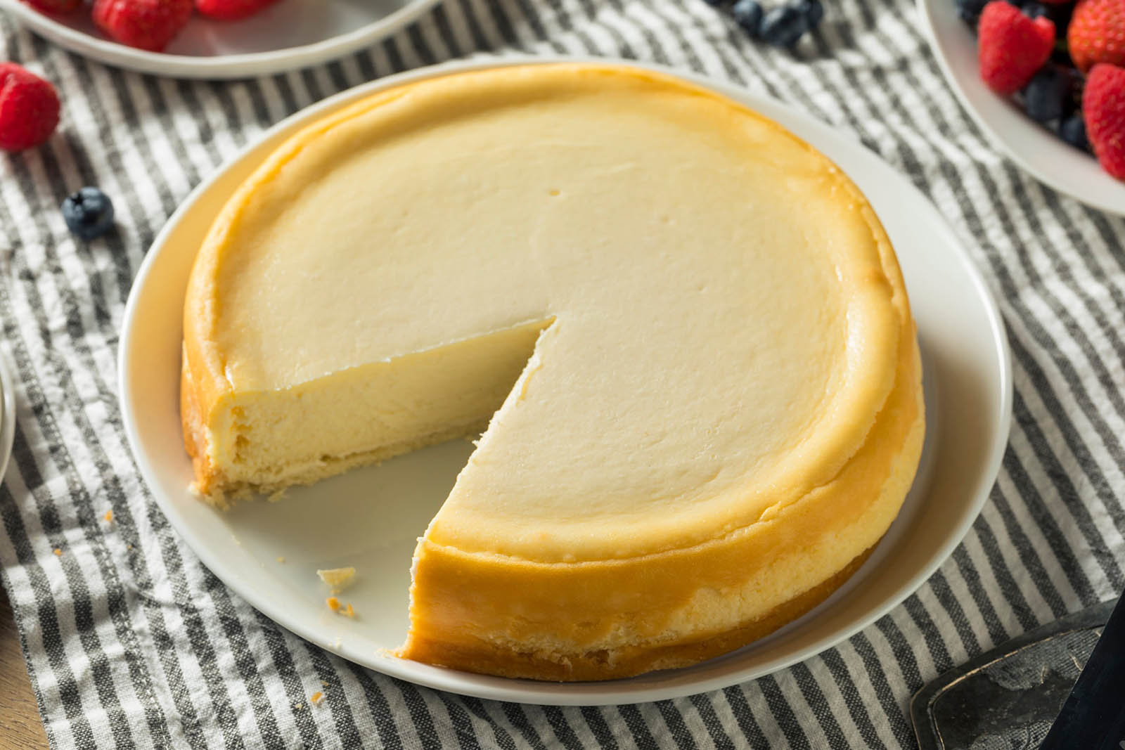 🍰 If You’ve Eaten 20/25 of These Treats, You’re Officially a Dessert Connoisseur Cheesecake