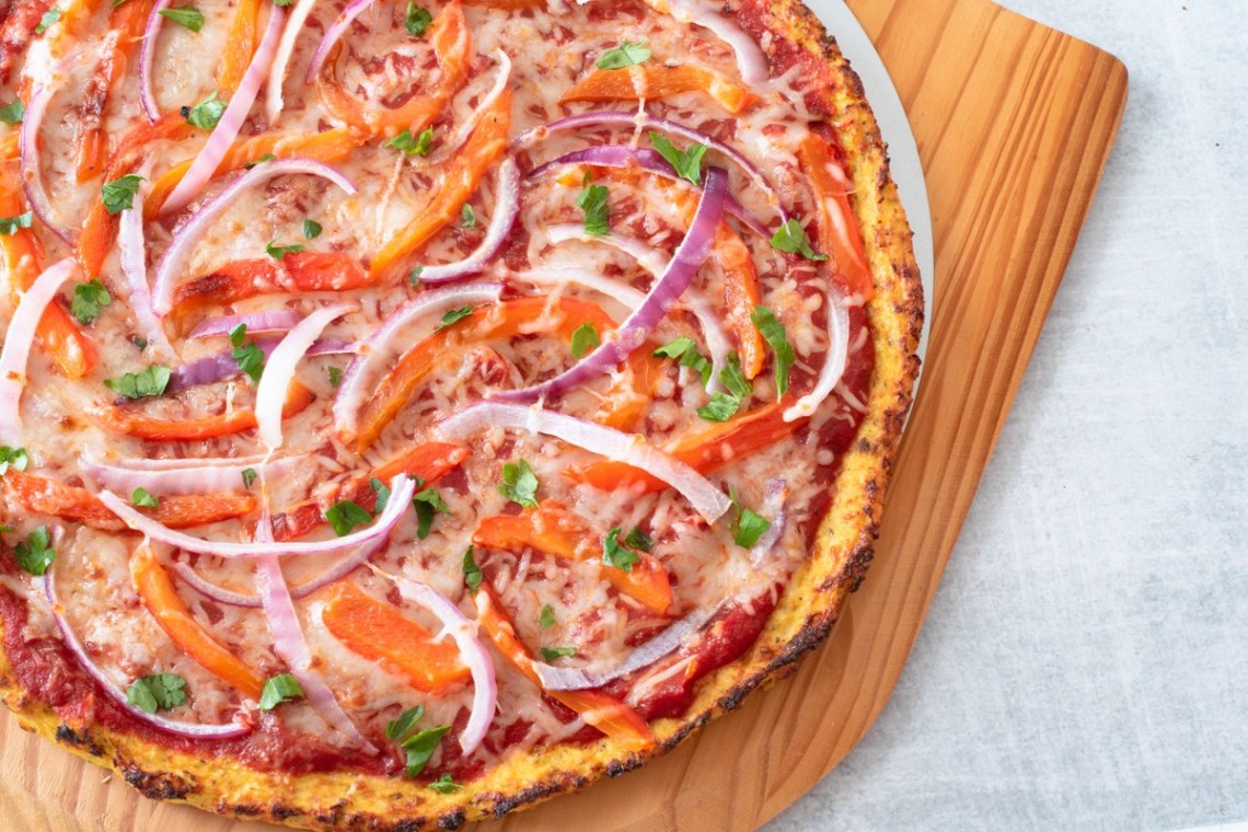 🍕 If You’ll Eat at Least 15 of These Foods on Pizza, You’re an Adventurous Eater Red Pepper And Red Onion Pizza