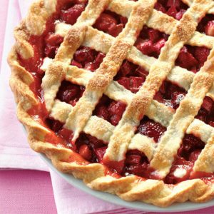 🍰 We Know Which Cake Represents Your Personality Based on the Bakery Items You Choose Strawberry rhubarb pie