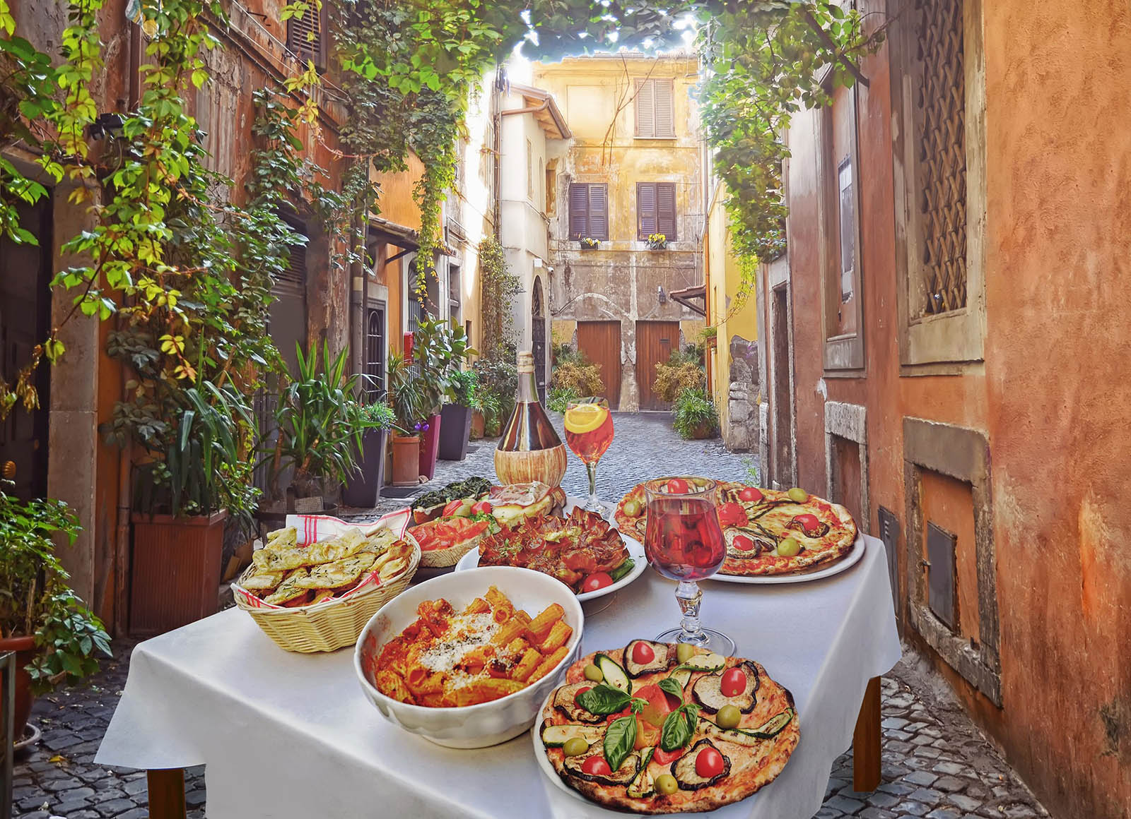 Travel to Italy for a Weekend and We’ll Predict What Your Life Will Be Like in 5 Years Pasta , Pizza And Homemade Food Arrangement In A Restaurant Rome