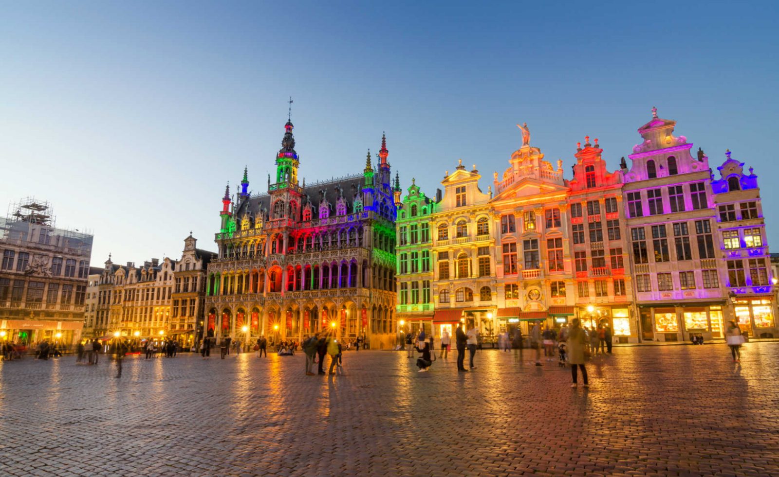 How Much Totally Random General Knowledge Do You Have? Grand Place, Brussels, Belgium