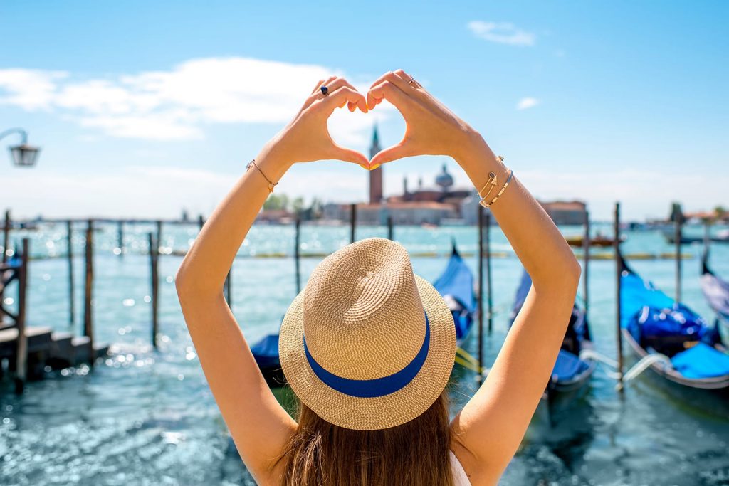 ✈️ Travel Somewhere for Each Letter of the Alphabet and We’ll Tell You Your Fortune Happy Tourist Travel In Venice, Italy