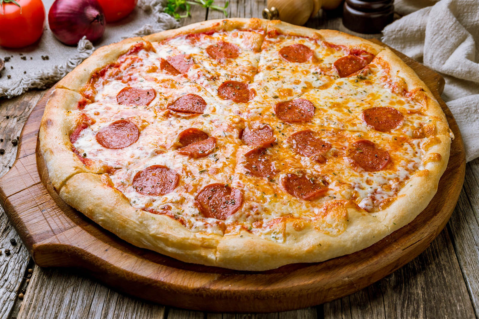 Most People Can't Match 16 of Foods to Their Country on… Quiz Pepperoni Pizza