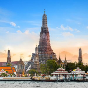 Red Trivia Quiz Wat Arun