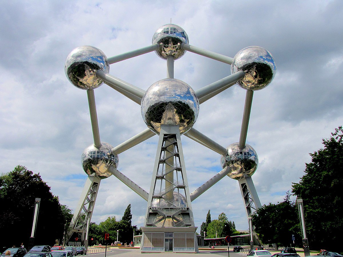 🗼 Can You Match 16/21 of These World Famous Landmarks to Their Continent? Atomium in Brussels, Belgium