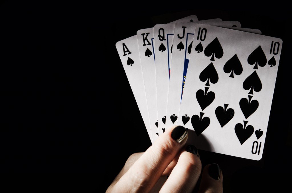 Can You Go 20/20 on This General Knowledge Quiz Where All the Answers Are Numbers? Playing Cards