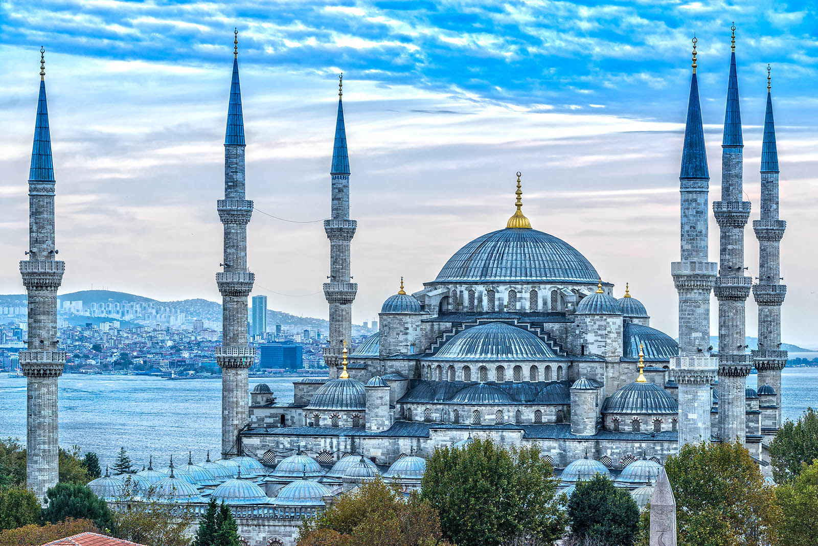 🗺 Most People Can’t Match 20/24 of These Famous Places to Their Country on a Map – Can You? Blue Mosque In Istanbul, Turkey