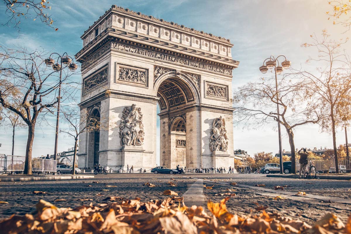 ✈️ Spend a Weekend in Paris and We’ll Tell You What Your Life Looks Like in 5 Years The Arc De Triomphe In Paris, France