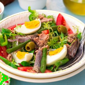 ✈️ Spend a Weekend in Paris and We’ll Tell You What Your Life Looks Like in 5 Years Salad nicoise