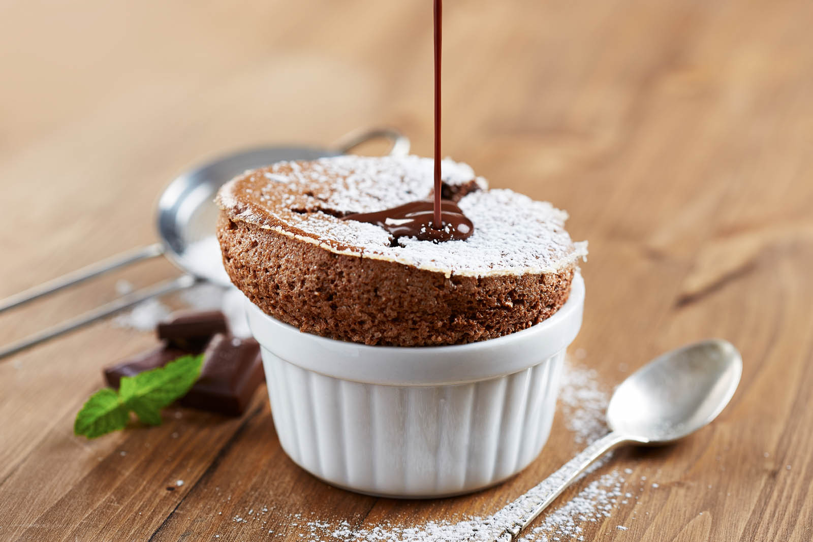 🍫 We Know Whether You’re an Introvert, Extrovert, Or Ambivert Based on How You Rate These Chocolate Desserts Chocolate soufflé