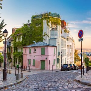 ✈️ Spend a Weekend in Paris and We’ll Tell You What Your Life Looks Like in 5 Years Montmartre