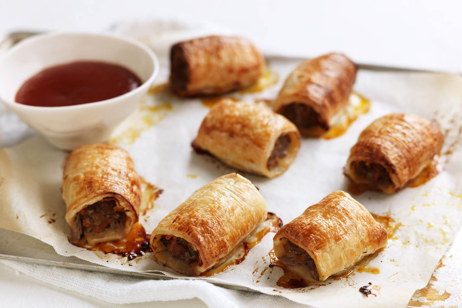 How You Feel About 20 Party Foods Will Determine Your B… Quiz Sausage Rolls