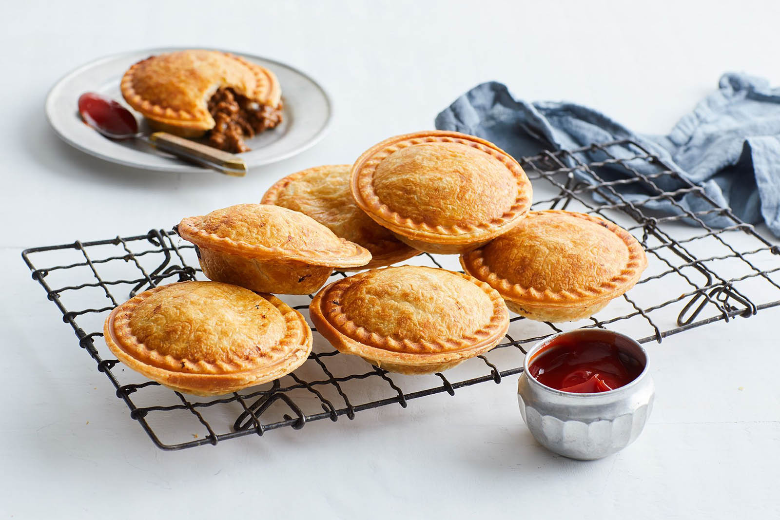 How You Feel About 20 Party Foods Will Determine Your B… Quiz Mini Meat Pies