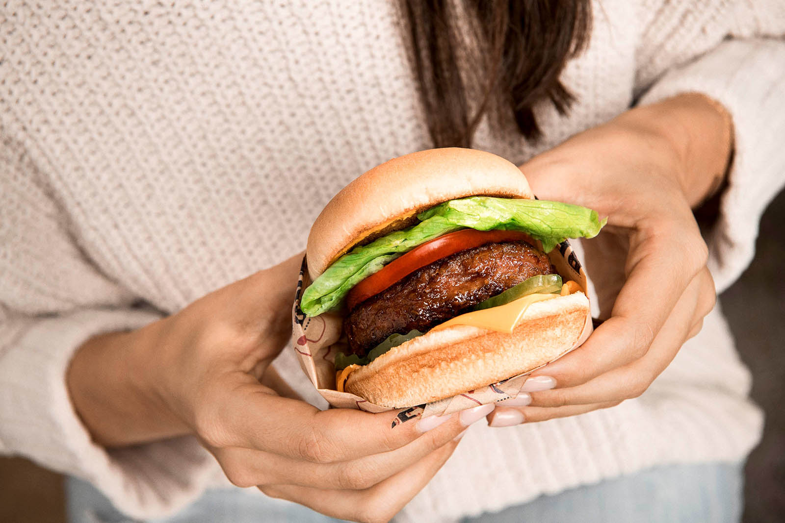 🥗 Wanna Know What People Love About You? Eat Nothing but Vegan Food for 24 Hours to Find Out Beyond Meat burger