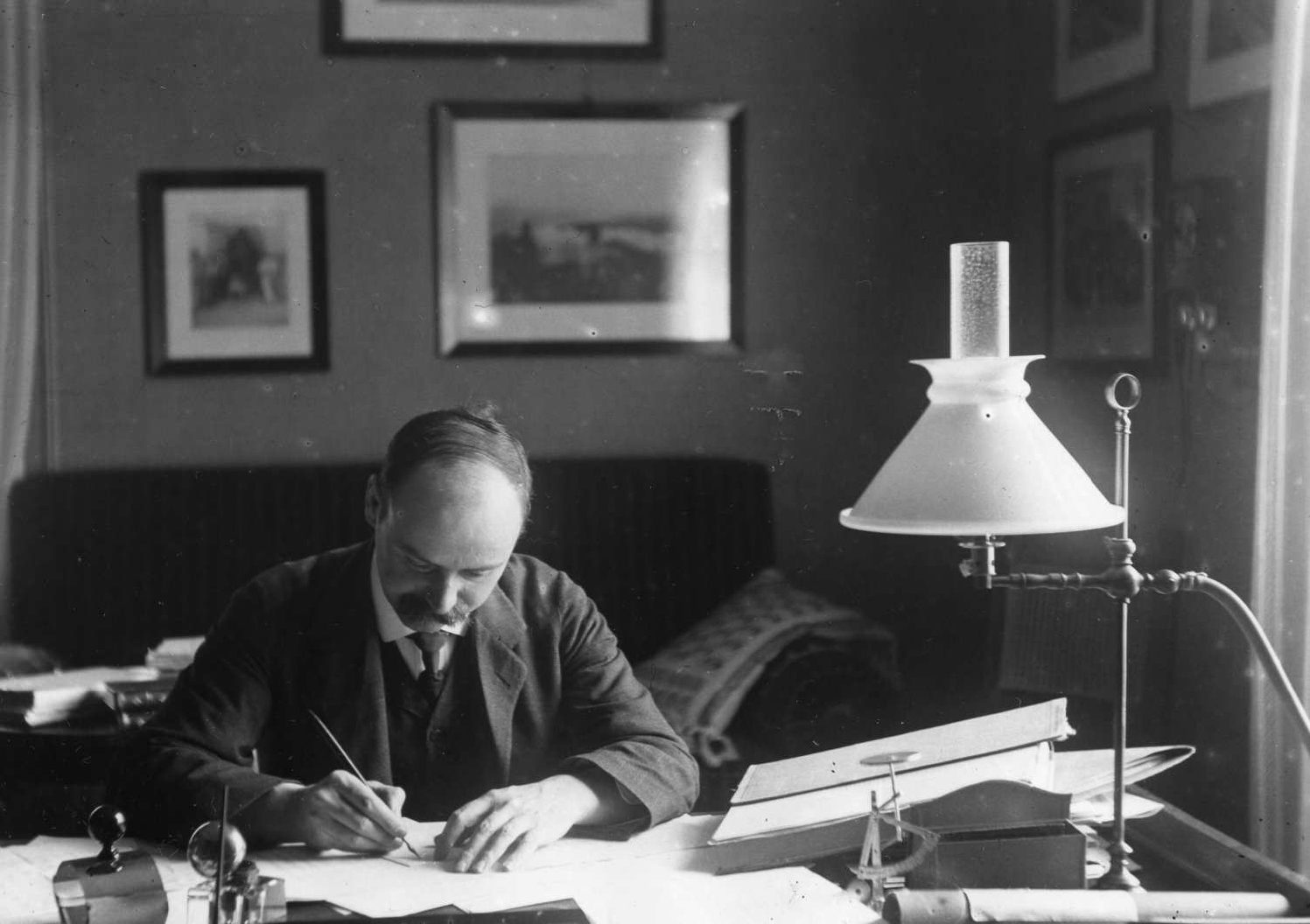 🌌 This Astronomy Quiz Is the Hardest in the Galaxy — How Well Can You Do? Karl Schwarzschild In His Working Place