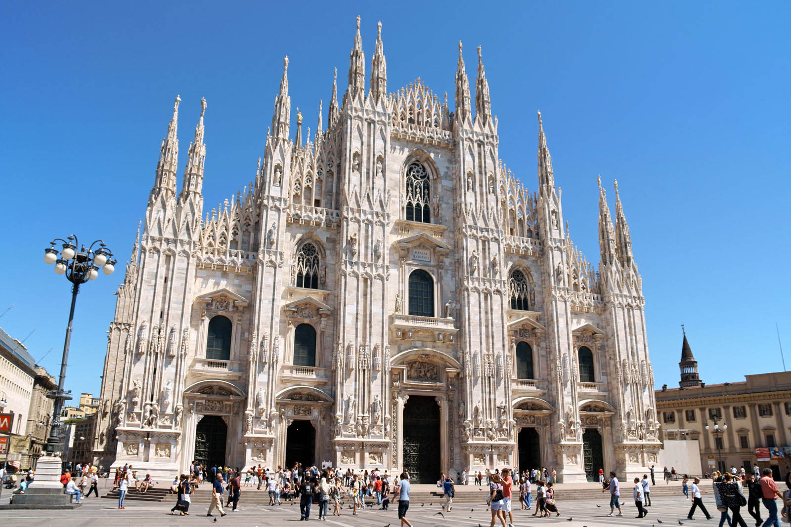 🗼 Can You Match 16/21 of These World Famous Landmarks to Their Continent? Milan Cathedral, Italy
