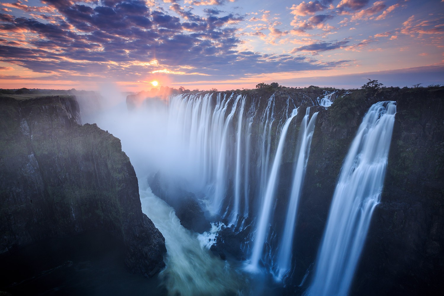 🗼 Can You Match 16/21 of These World Famous Landmarks to Their Continent? Victoria Falls
