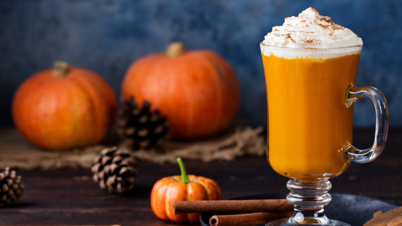 Eat Holiday Foods to See Which Season Matches Your Soul Quiz Pumpkin spice latte