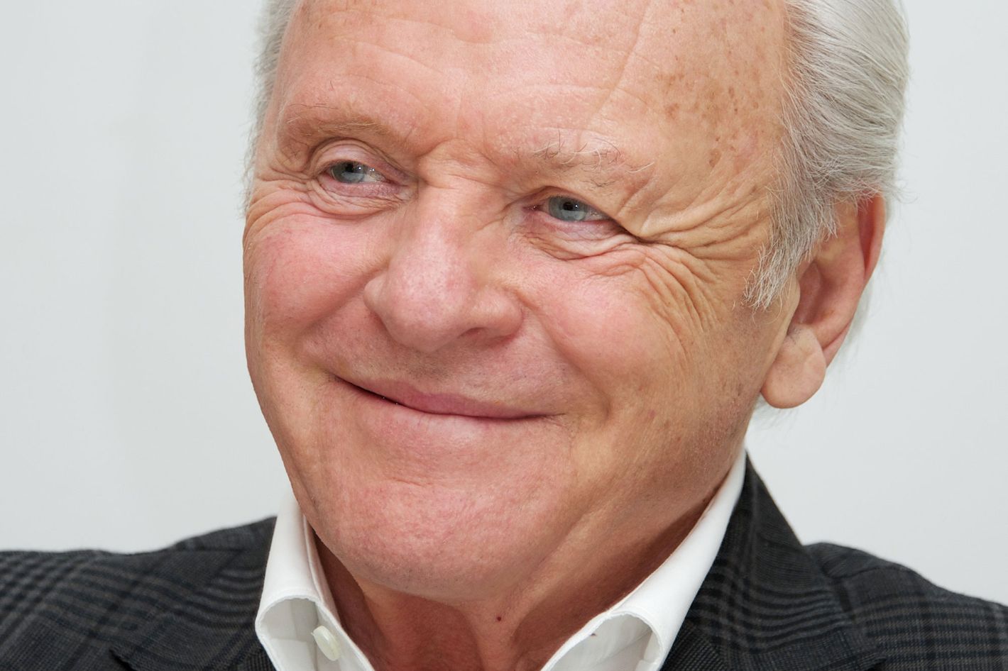 It's Time to Know What Fantasy World You Belong in With… Quiz Anthony Hopkins