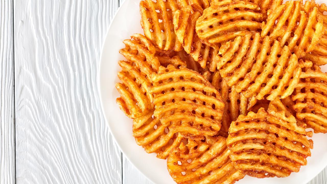 🥔 Can We Guess Your Generation Based on the Different Ways You’ve Eaten Potatoes? Waffle Fries