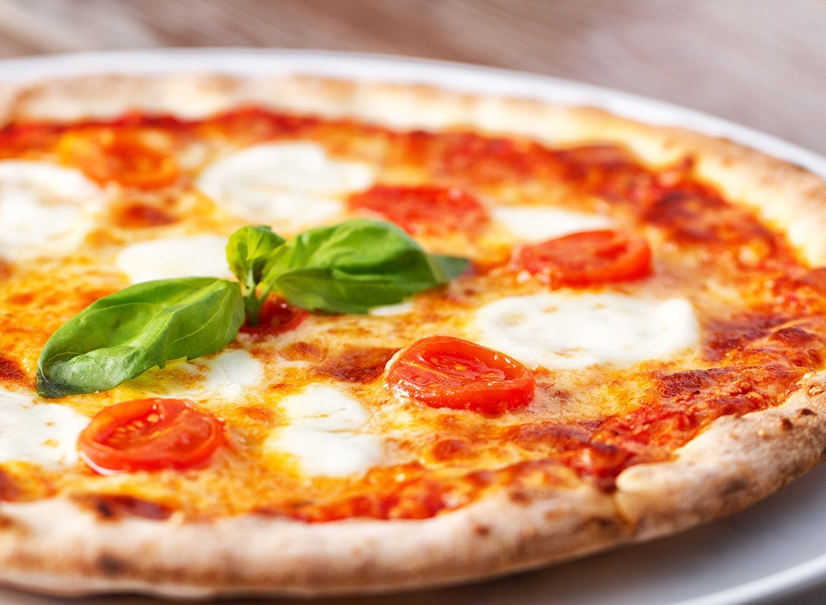 🍕 Decide How Much You Like These 20 Foods and We’ll Guess How Old You Are Pizza Margherita