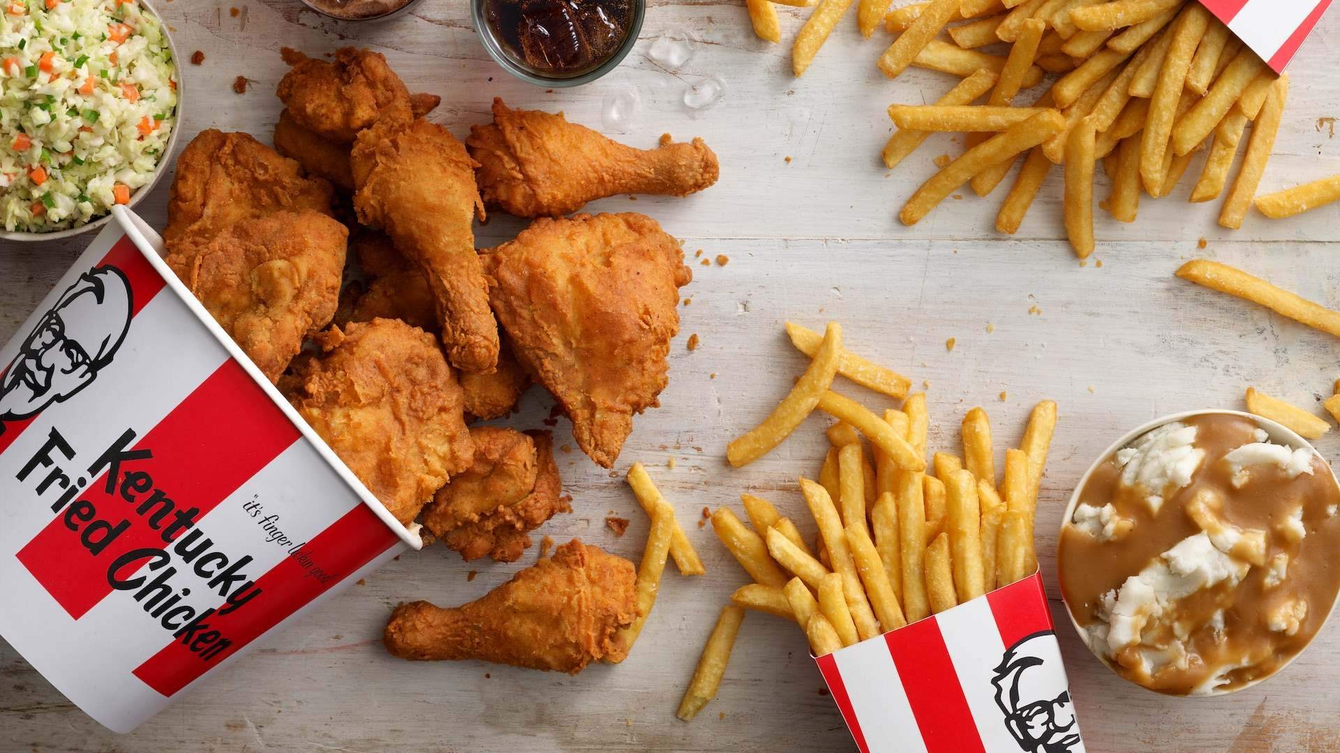 🍔 Plan a Dinner Party With Only Fast Food and We’ll Reveal Your Exact Age KFC Kentucky Fried Chicken