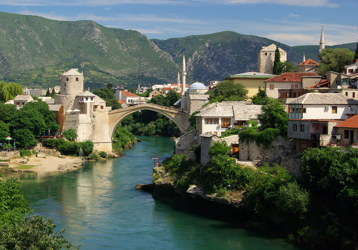 If You Get 14/18 on This Biggest Around the World Quiz, Congratulations, You Have a 🧠 Big Brain Stari Most or Old Mostar Bridge, Bosnia and Herzegovina