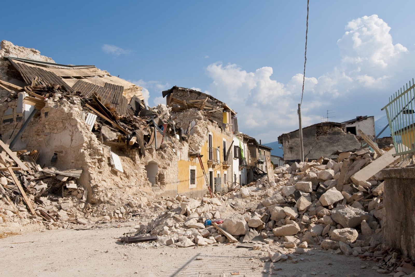 Can You Make It Through the Geography Version of “Two Truths and a Lie”? Earthquake Rubble