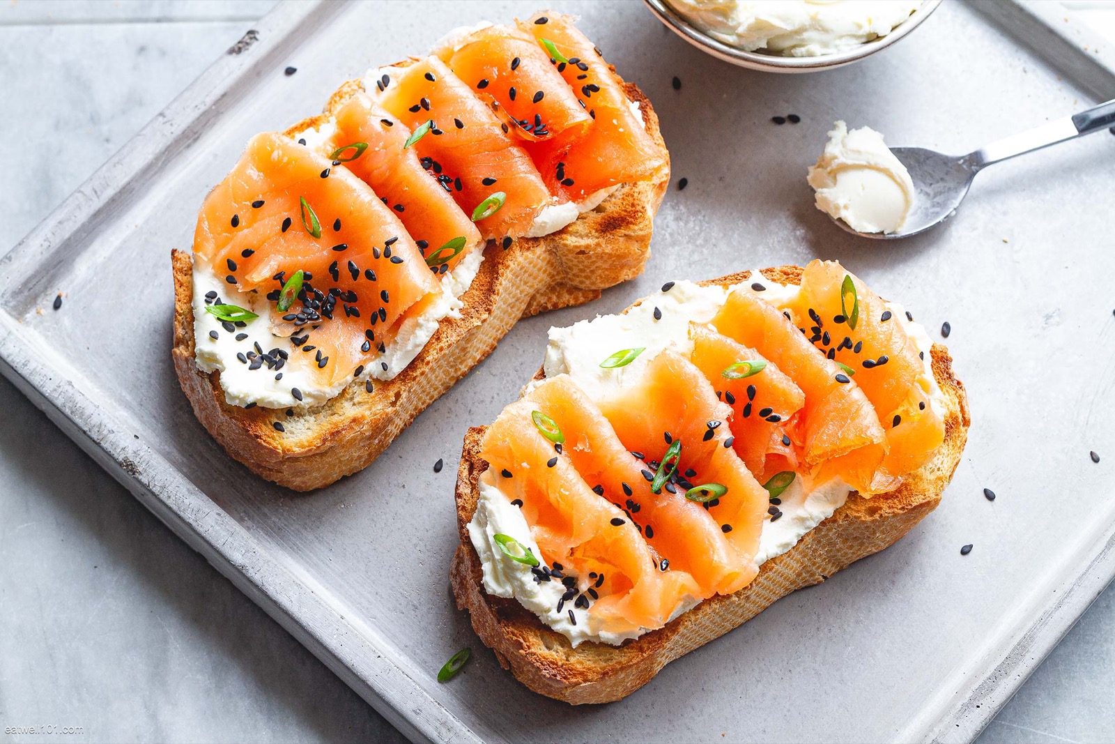 🥖 If You Would Eat 20/25 of These Toppings on Toast, You’re an Adventurous Eater Smoked Salmon On Toast